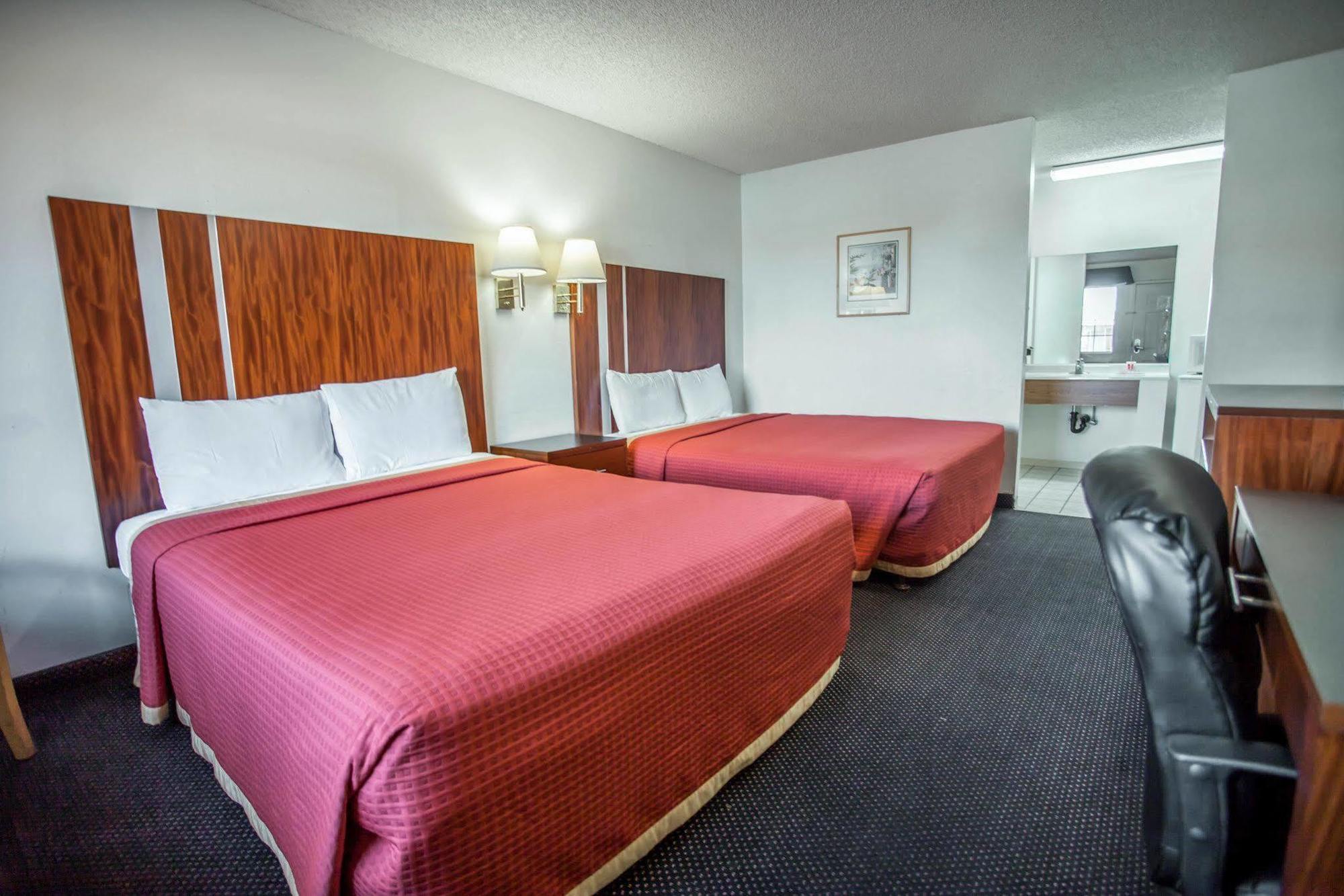 Econo Lodge On Historic Route 66 Barstow Exterior foto